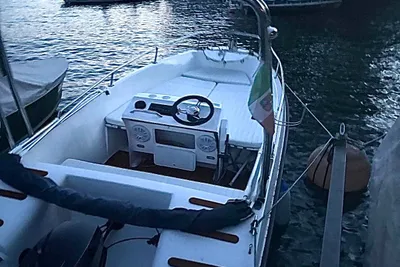 2000 Custom Open 5mt