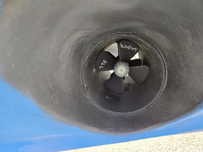 First Mates Yacht Photos Pics Bow thruster of 2015 Beneteau Swift Trawler 44, showcasing propeller detail.