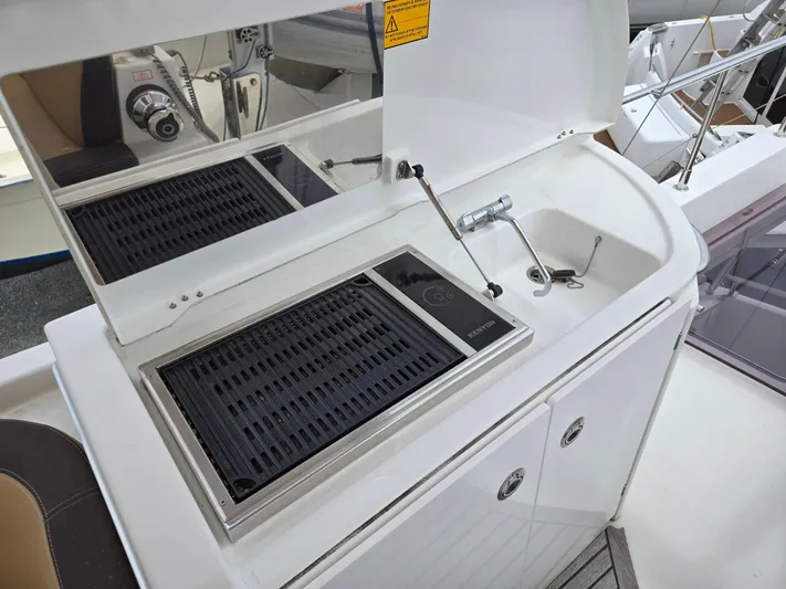 First Mates Yacht Photos Pics 