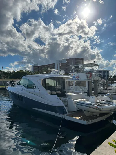 Logistical Cruiser Yacht Photos Pics 