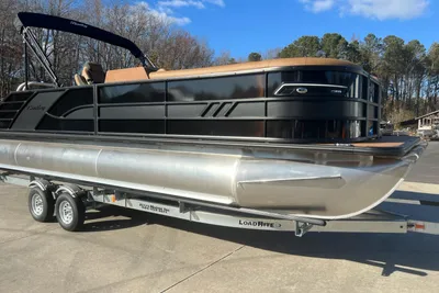 Bentley Pontoons 253 ELITE SWINGBACK DUAL CAPTAIN