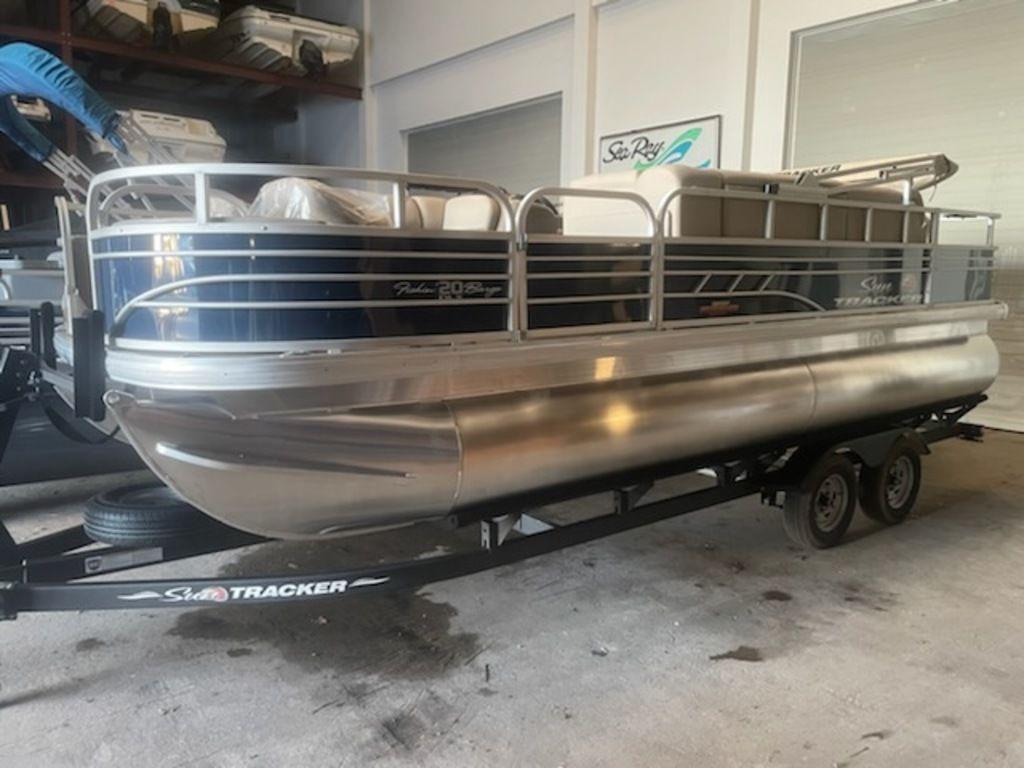 2023 Sun Tracker Fishin' Barge 20 DLX