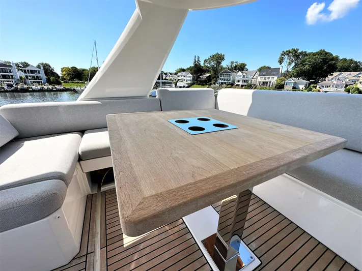  Yacht Photos Pics 2022 Prestige Yachts 590 Fly