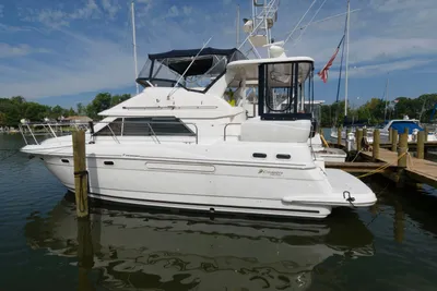 Cruisers Yachts 3750 Motoryacht