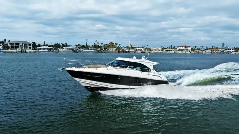 Best Times Too W/ Seakeeper Roll Stabilizer Yacht Photos Pics 