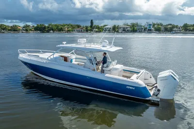 Intrepid 407