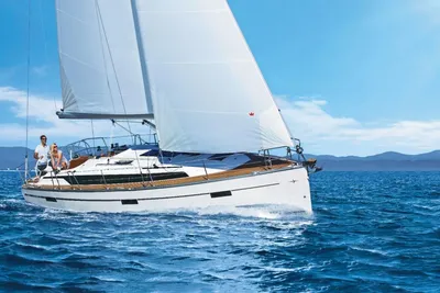 2025 Bavaria Cruiser 37