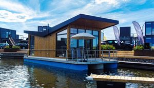 2023 Twin Butterfly Houseboat