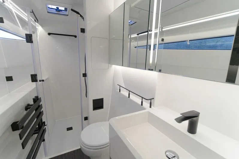 Hh 44 New Yacht Photos Pics Manufacturer Provided Image