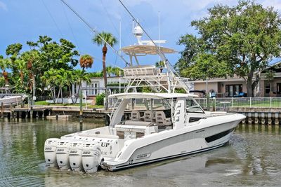Yacht