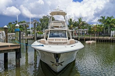 Yacht