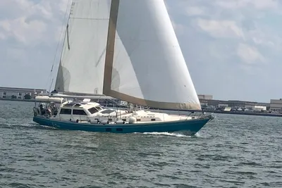 Little Harbor 51 Pilothouse