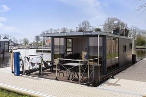 2021 Campi 400 Per Direct Houseboat