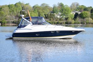 2005 Regal 3560 Commandor