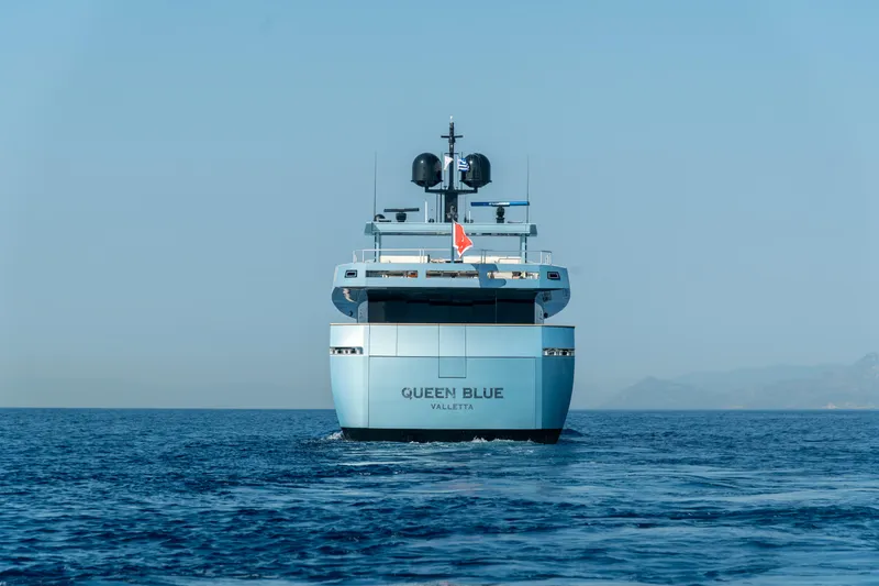 Queen Blue Yacht Photos Pics Luxury yacht "Queen Blue" on open sea, Baglietto 44 Fast, 2007 model.