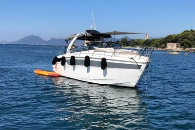 2015 Bavaria 300 Sport