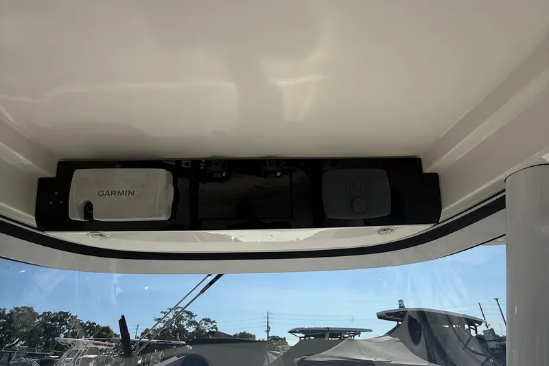  Yacht Photos Pics 2016 Edgewater 280CC boat dashboard with Garmin navigation system.