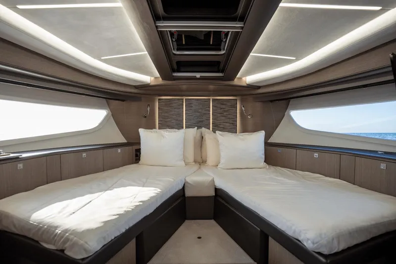 Calma Gente Yacht Photos Pics 