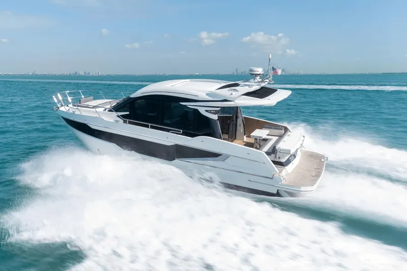 Calma Gente Yacht Photos Pics 
