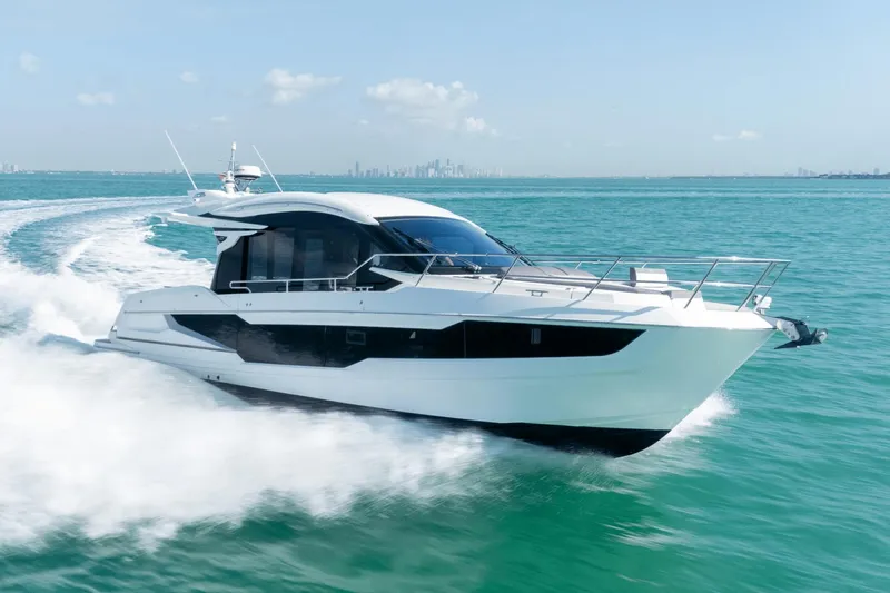 Calma Gente Yacht Photos Pics 