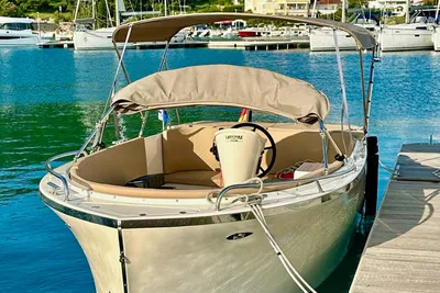 2022 Lifestyle 616 Tender