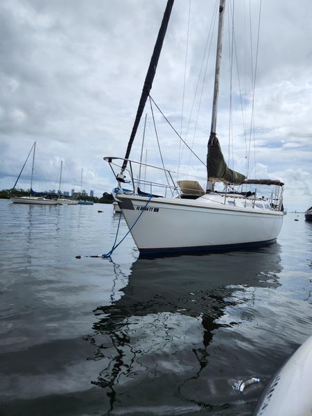 1987 Catalina 36