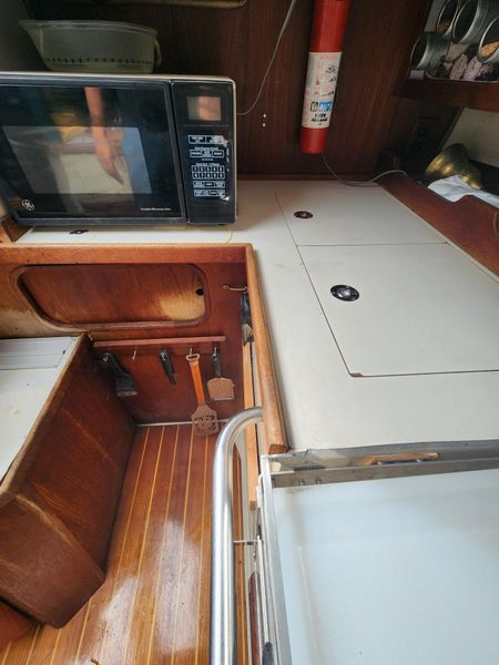 1987 Catalina 36