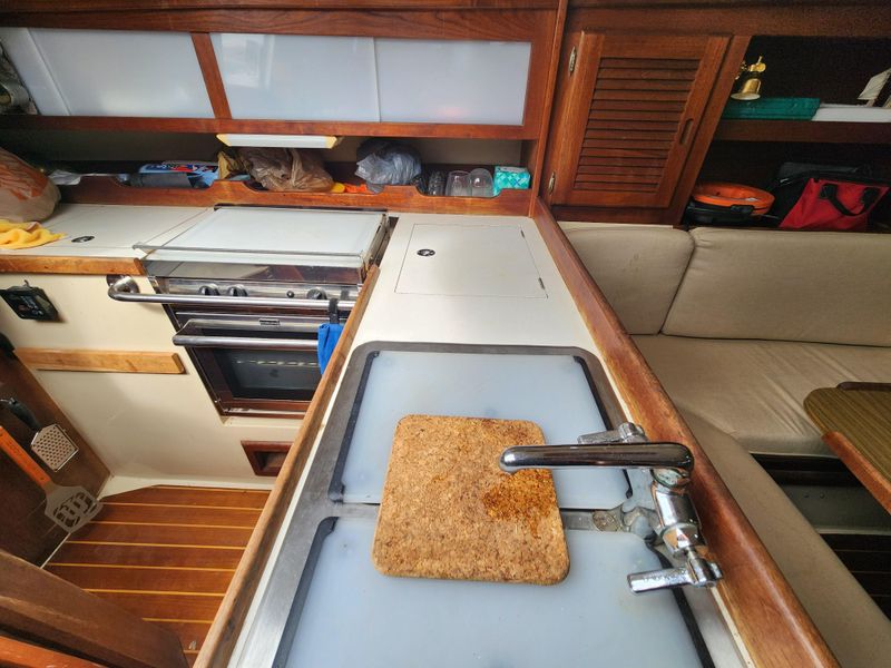 1987 Catalina 36