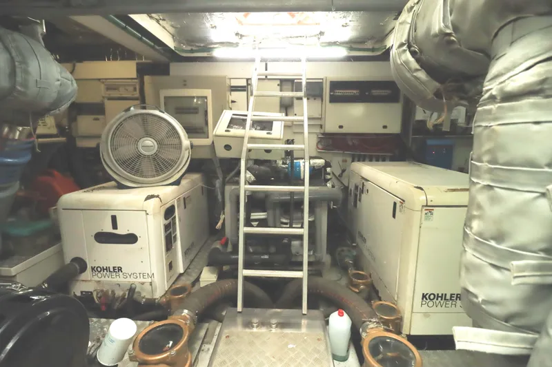  Yacht Photos Pics Engine room of 2009 Sunseeker Manhattan 70 yacht, for sale in Mexico by Servicios Nauticos and Gaston Troche