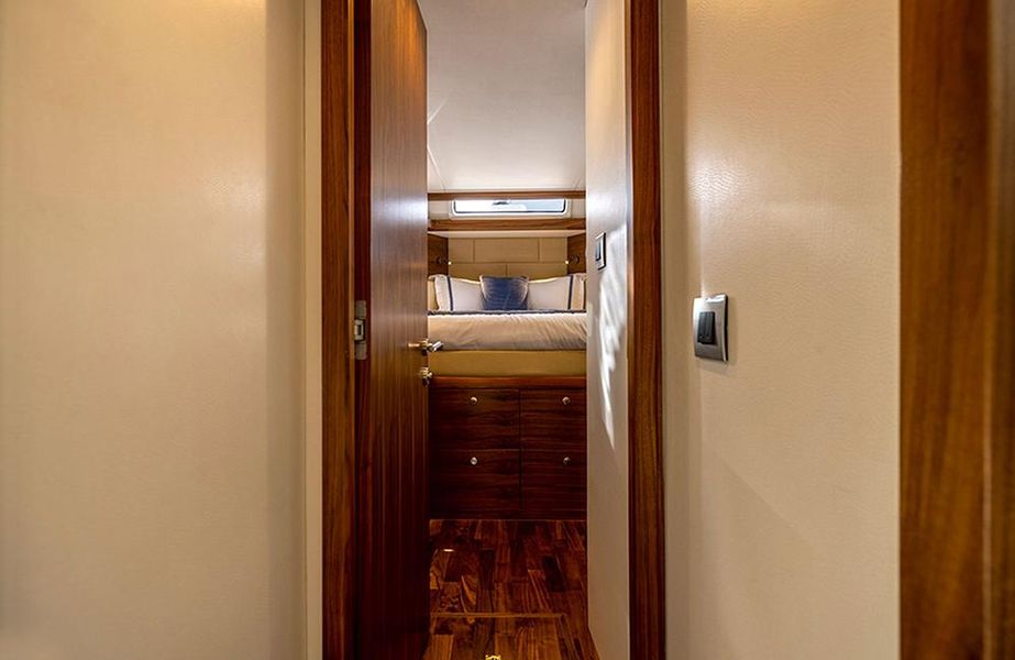 2018 Outer Reef Trident 620