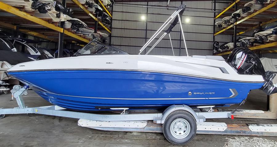 2023 Bayliner VR5 Outboard