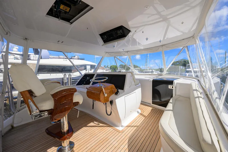 Lady T Yacht Photos Pics 
