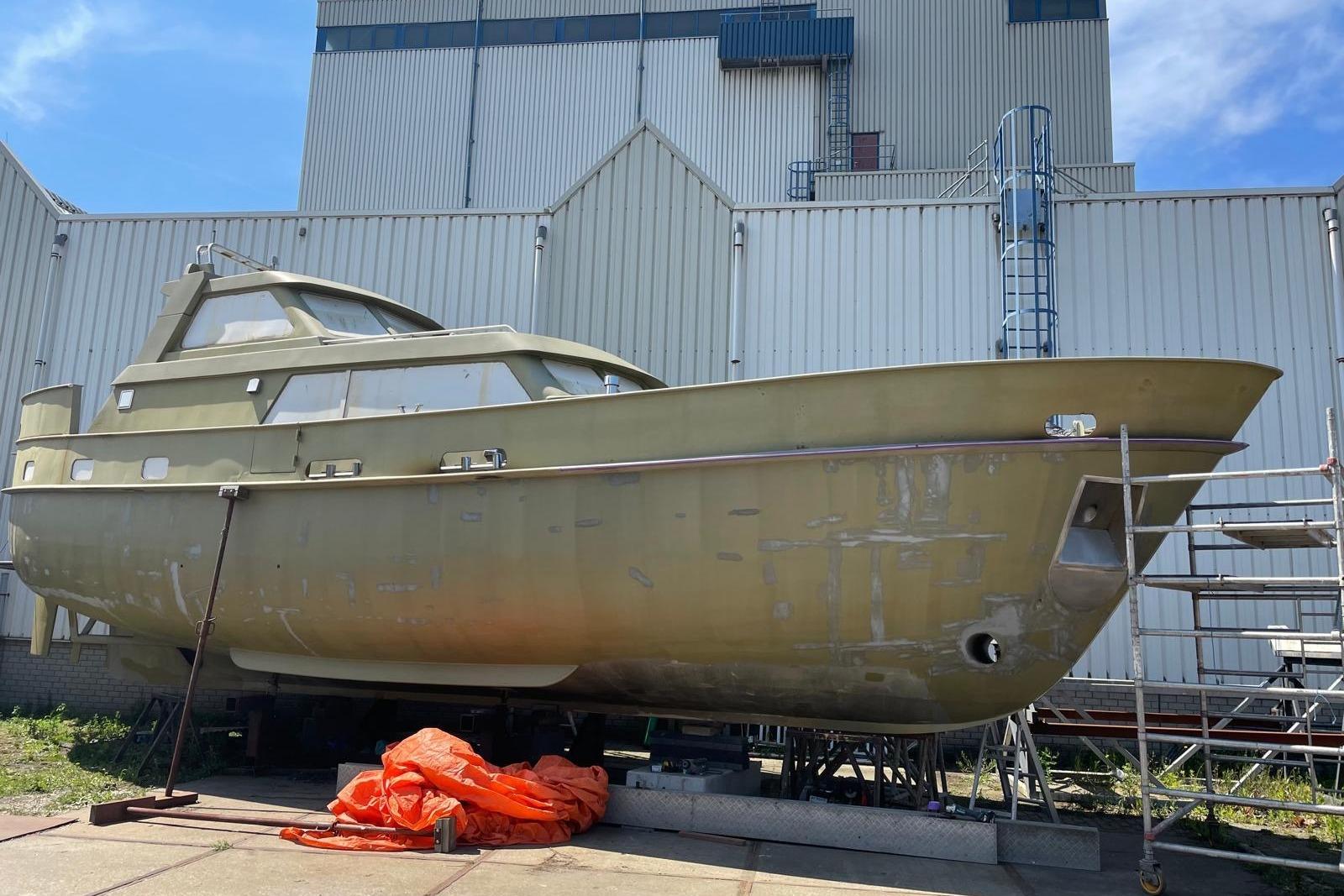 Pieter Beeldsnijder 54 Wheelhouse