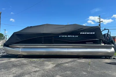Premier 220 Sunscape RF