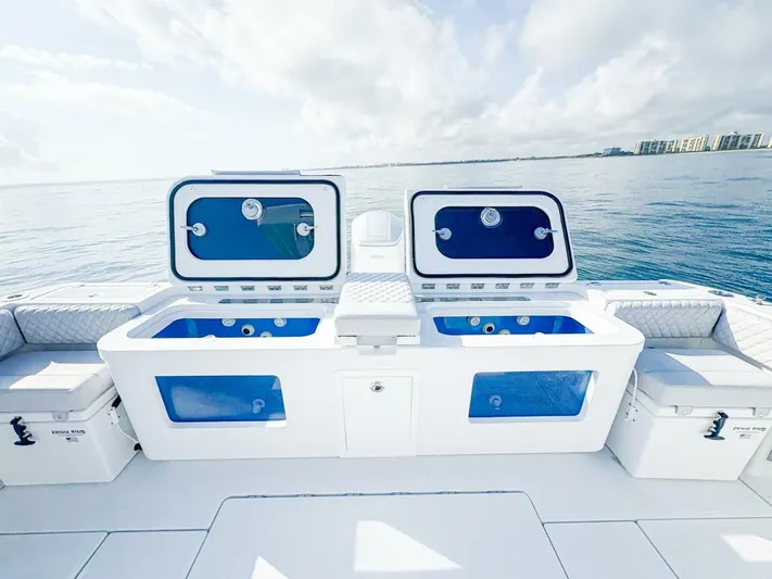  Yacht Photos Pics 2025 Hcb 56 Suenos Gix - Image 11