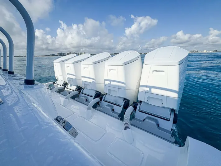  Yacht Photos Pics 2025 Hcb 56 Suenos Gix - Image 8