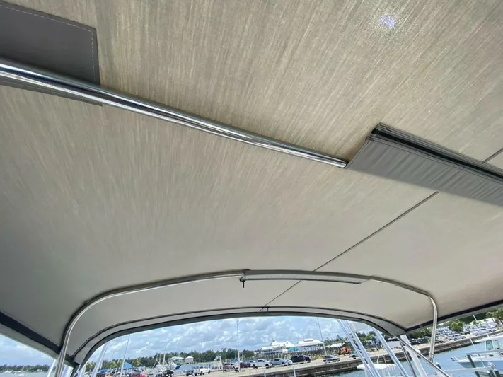 Mjm Grand Yacht Photos Pics 2020 Carver C36 Command Bridge - Image 66