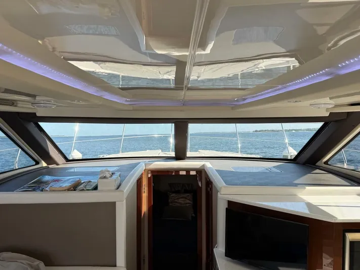 Mjm Grand Yacht Photos Pics 2020 Carver C36 Command Bridge - Image 78