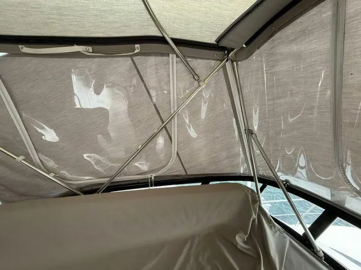 Mjm Grand Yacht Photos Pics 2020 Carver C36 Command Bridge - Image 23