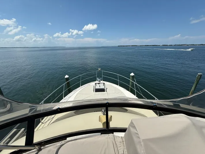 Mjm Grand Yacht Photos Pics 2020 Carver C36 Command Bridge - Image 10