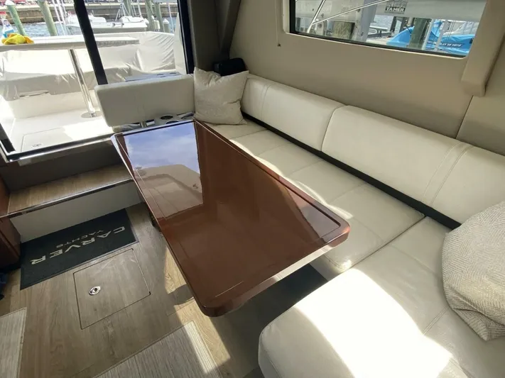 Mjm Grand Yacht Photos Pics 2020 Carver C36 Command Bridge - Image 69