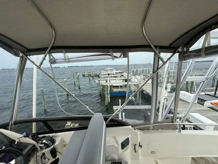 Mjm Grand Yacht Photos Pics 2020 Carver C36 Command Bridge - Image 19