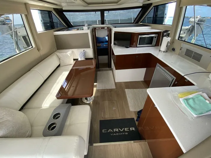 Mjm Grand Yacht Photos Pics 2020 Carver C36 Command Bridge - Image 71