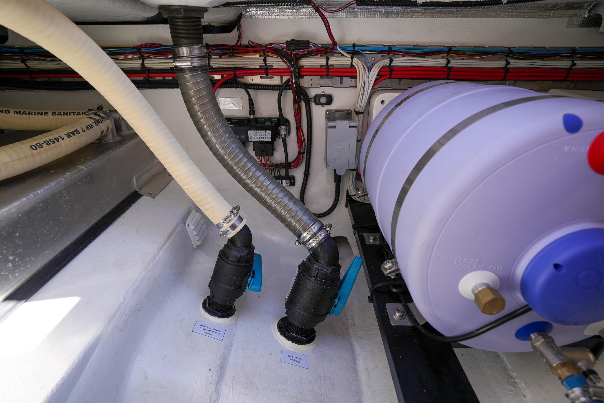 2024 Hydrolift X32 DC Schnellboote und Sportboote Kaufen YachtWorld