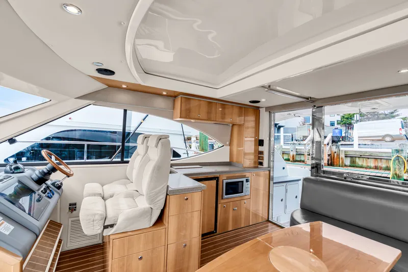 Ayeroller Yacht Photos Pics Interior of 2014 Riviera 44 Sport Yacht with modern amenities.