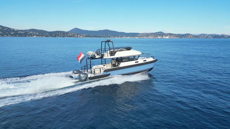 Bruttino Yacht Photos Pics 