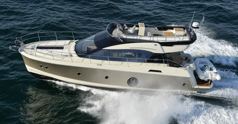  Yacht Photos Pics Manufacturer Provided Image