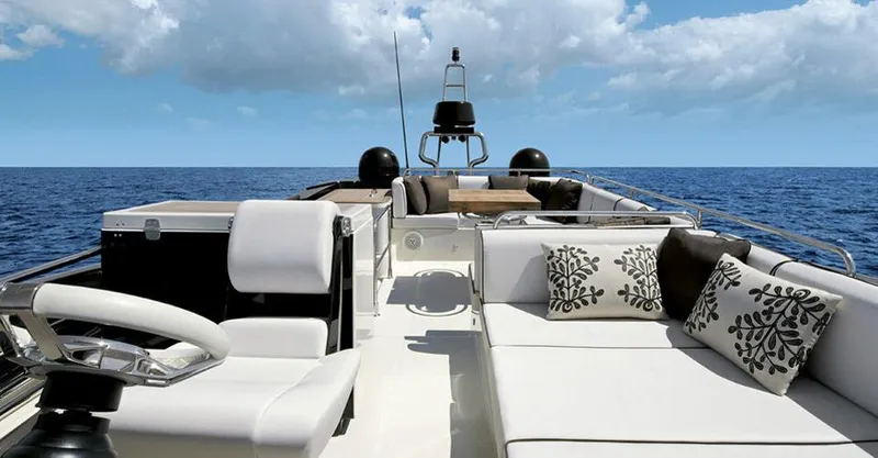  Yacht Photos Pics Manufacturer Provided Image