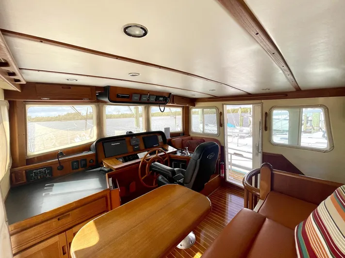 Mayana Yacht Photos Pics 