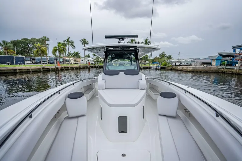  Yacht Photos Pics 2024 Hcb 42 Lujo - Image 33